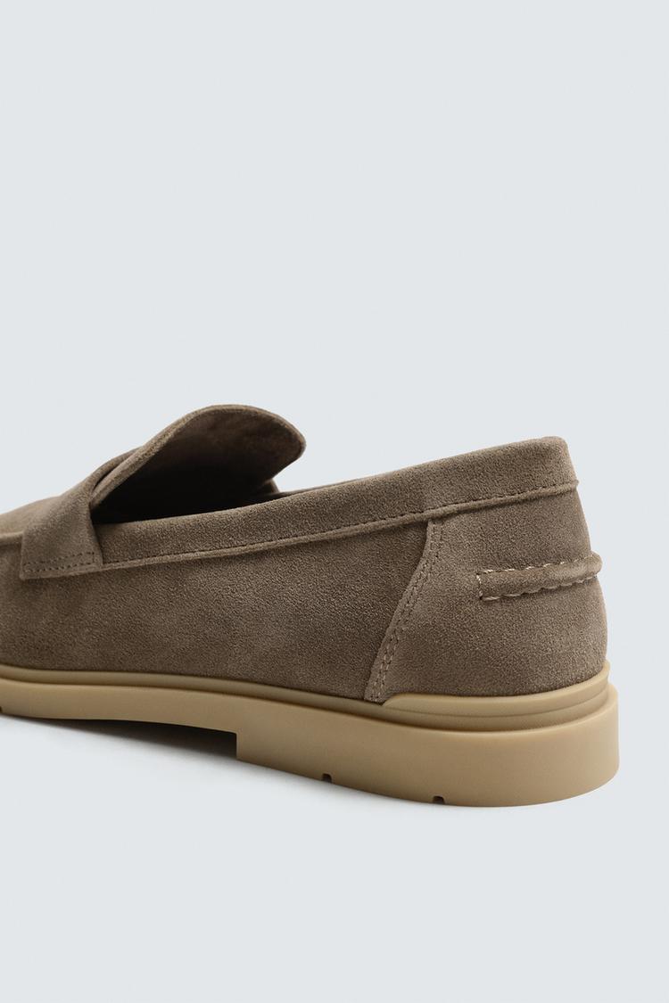 MOCASSINS EN CUIR CASUAL